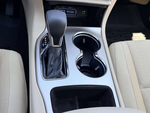 Used 2017 Jeep Grand Cherokee Laredo w/ Quick Order Package 23E AWD/4WD image 7