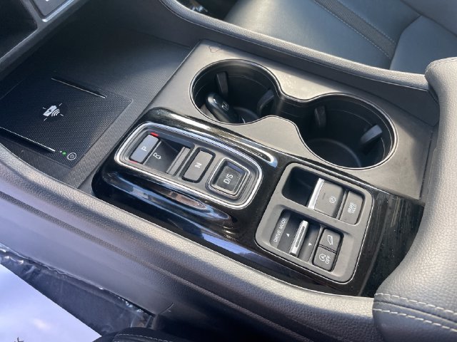 Used 2025 Honda Pilot EX-L image 25
