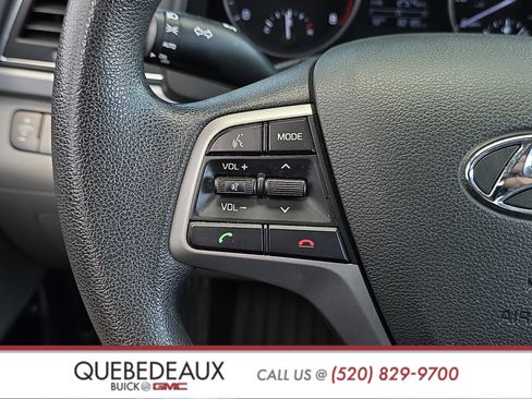 Used 2017 Hyundai Elantra SE image 14