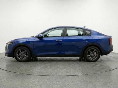 Used 2025 Kia K4 FWD image 5