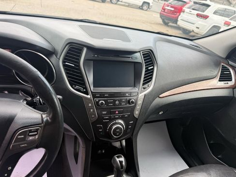 Used 2018 Hyundai Santa Fe Limited image 30