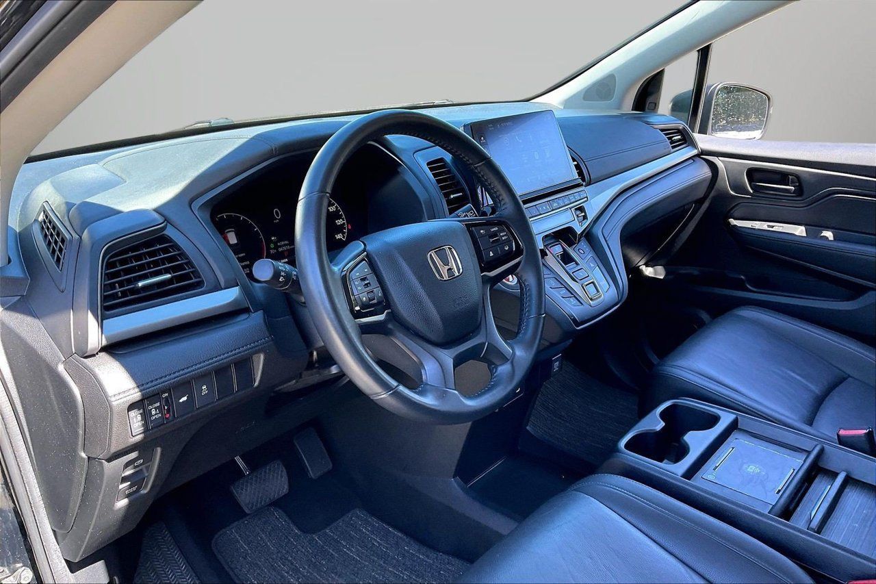 Used 2025 Honda Odyssey EX-L image 19