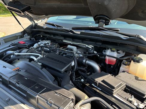 Used 2024 GMC Sierra 2500 AT4 w/ AT4 Premium Plus Package AWD/4WD image 46