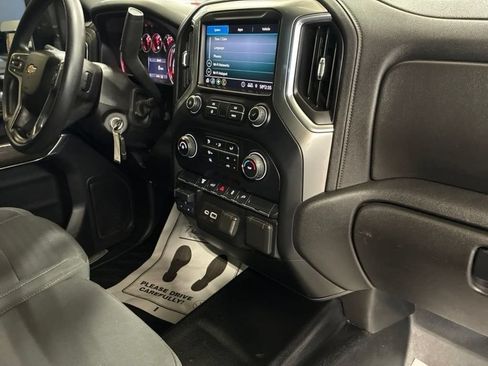 Used 2021 Chevrolet Silverado 3500 LT AWD/4WD image 21