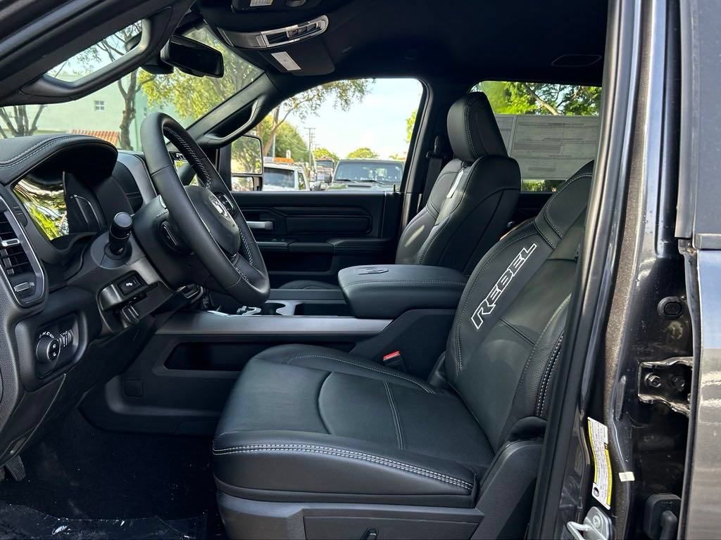 New 2024 RAM 2500 Rebel AWD/4WD image 10