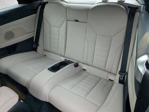 Used 2023 BMW 430i Convertible w/ M Sport Package image 17