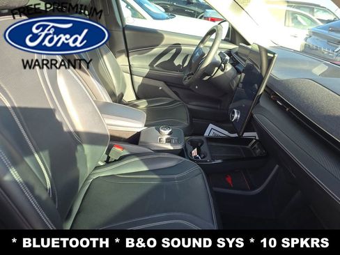 Used 2022 Ford Mustang Mach-E Premium image 10