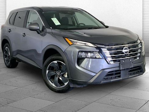 Used 2025 Nissan Rogue SV AWD/4WD image 1