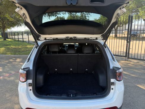 Used 2025 Jeep Compass Limited AWD/4WD image 32