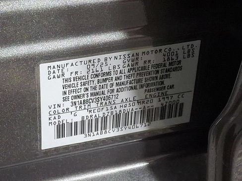 Used 2025 Nissan Sentra SV FWD image 26
