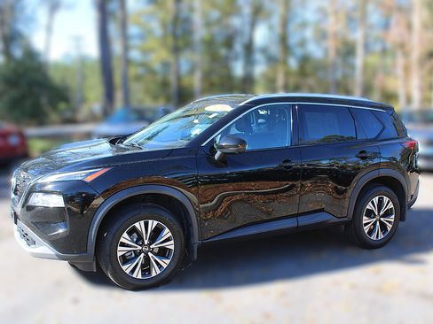 Used 2021 Nissan Rogue SV w/ Premium Package image 5