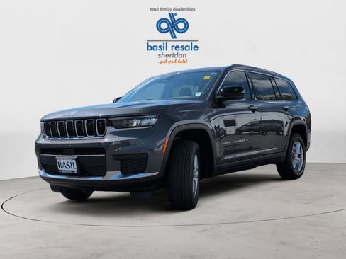 Used 2023 Jeep Grand Cherokee L Laredo w/ Luxury Tech Group I AWD/4WD image 2