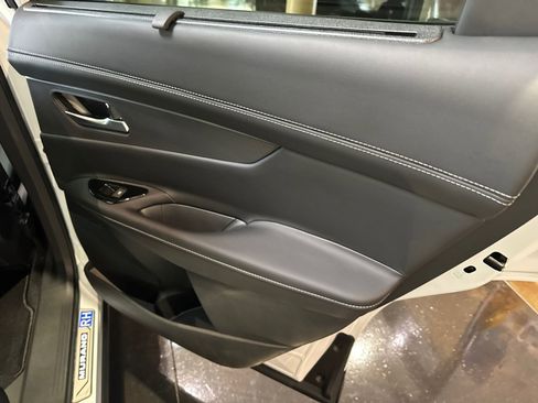 New 2026 Nissan Murano Platinum w/ Cargo Package AWD/4WD image 16