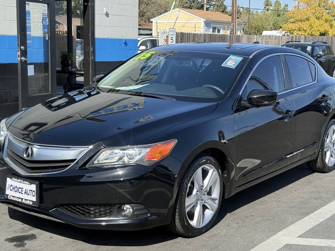 Used 2015 Acura ILX w/ Premium Package FWD image 3