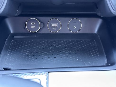 Used 2023 Genesis G70 2.0T w/ Sport Prestige Package image 28