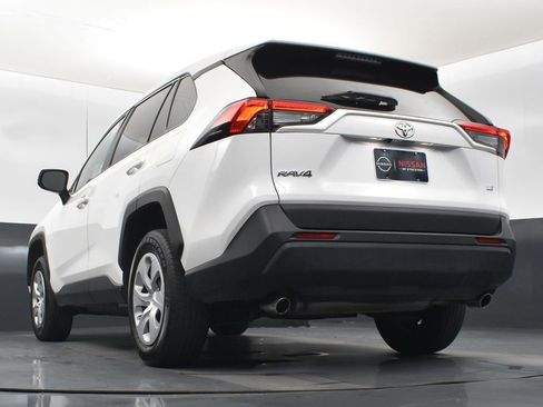 Used 2024 Toyota RAV4 LE image 40