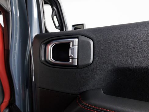 Used 2024 Jeep Wrangler Unlimited Rubicon 392 image 43