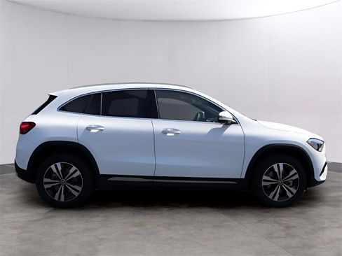 New 2026 Mercedes-Benz GLA 250 4MATIC image 6