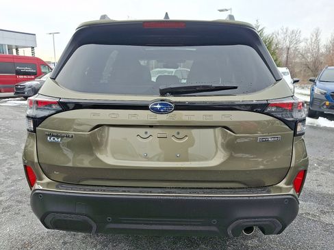Certified 2025 Subaru Forester Limited image 5