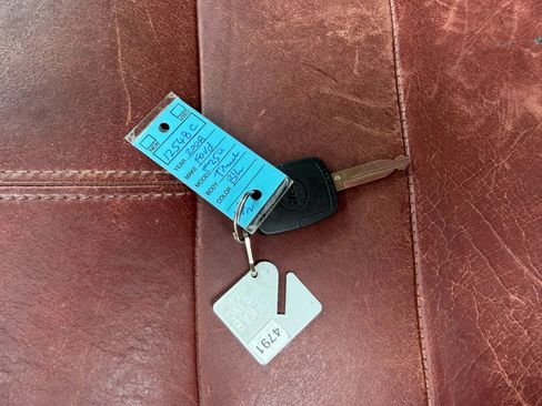 Used 2008 Ford F250 King Ranch image 2