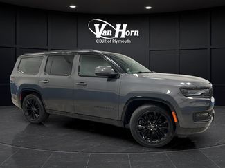 Used 2022 Jeep Wagoneer Series III w/ Premium Group I AWD/4WD video 1