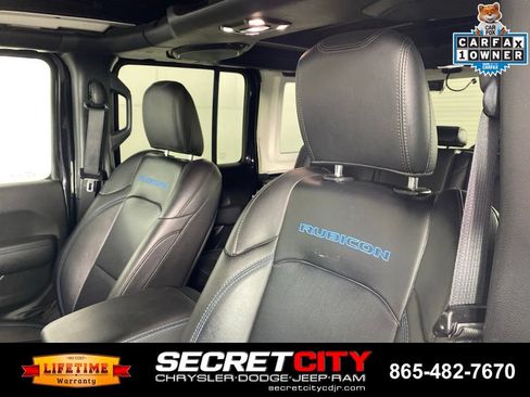 Used 2023 Jeep Wrangler Unlimited Rubicon 4xe w/ Cold Weather Group AWD/4WD image 10