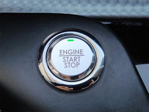 Used 2020 Lincoln Aviator Black Label Grand Touring w/ Class IV Trailer Tow Package image 20