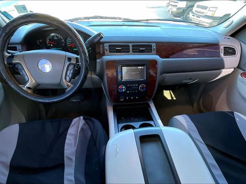 Used 2011 Chevrolet Tahoe LT image 13