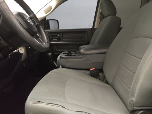 Used 2016 RAM 1500 Express w/ Black Ram 1500 Express Group AWD/4WD image 17