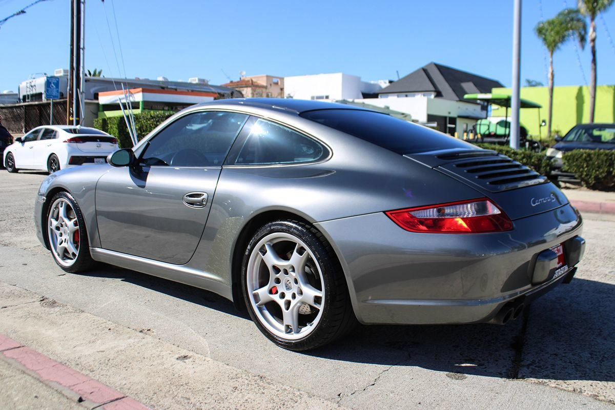 Used 2007 Porsche 911 Carrera S RWD image 3