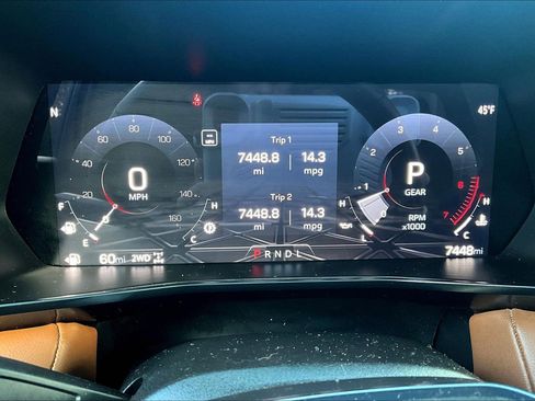 Used 2024 GMC Canyon AT4 w/ Canyon Safety Plus Package image 9