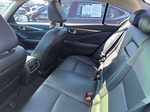 Used 2019 INFINITI Q50 Luxe w/ Essential Package (3.0T Luxe) image 9