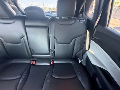 Used 2025 Jeep Compass Limited AWD/4WD image 38