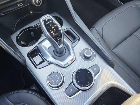 Used 2024 Alfa Romeo Giulia Ti image 32