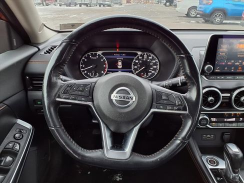 Used 2020 Nissan Sentra SR w/ Premium Package image 17