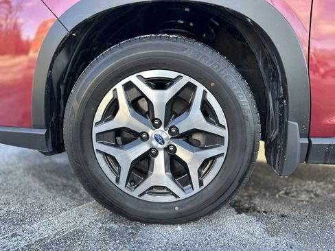 Used 2023 Subaru Forester Premium image 26