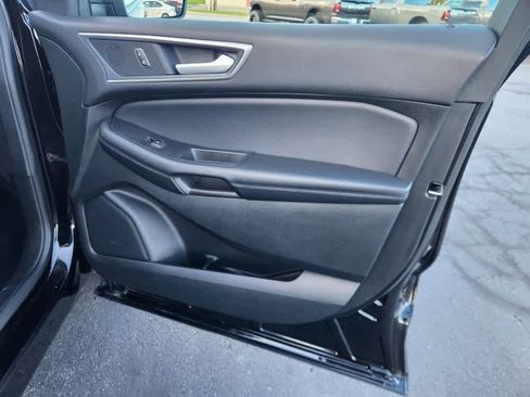 Used 2024 Ford Edge SEL image 10