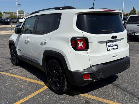 Used 2019 Jeep Renegade Altitude w/ Quick Order Package 2XM FWD image 6