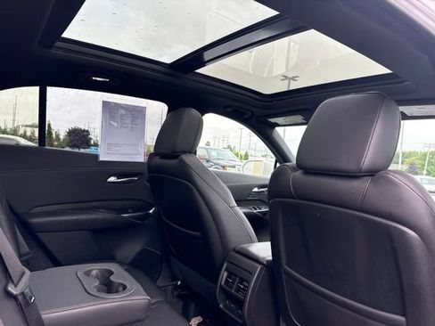 Used 2019 Cadillac XT4 Sport w/ Cold Weather Package AWD/4WD image 28