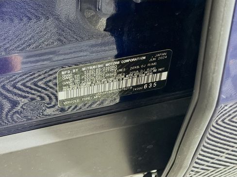 Used 2024 Mitsubishi Outlander SE AWD/4WD image 12