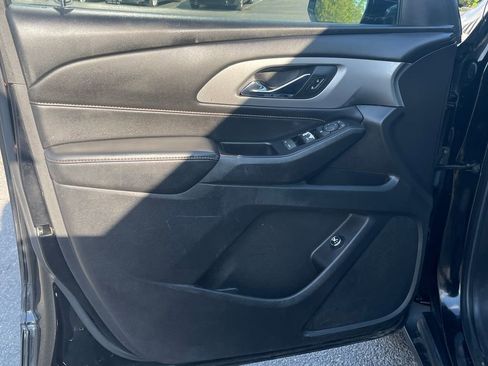 Used 2019 Chevrolet Traverse LT AWD/4WD image 14