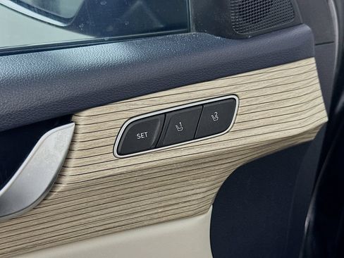 Used 2022 Hyundai Palisade Limited FWD image 22