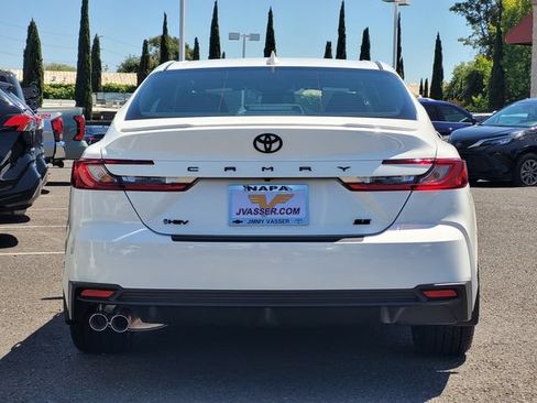 New 2026 Toyota Camry SE FWD image 6