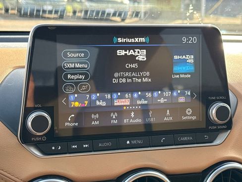 Used 2025 Nissan Sentra SV w/ SV Premium Package image 22