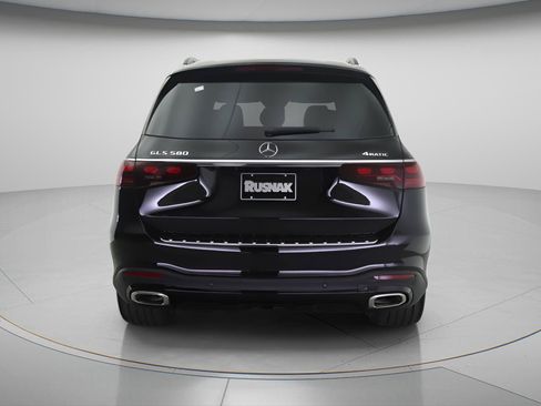 New 2026 Mercedes-Benz GLS 580 4MATIC image 3