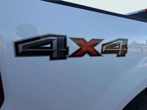 Used 2017 Ford F250 XLT AWD/4WD image 20