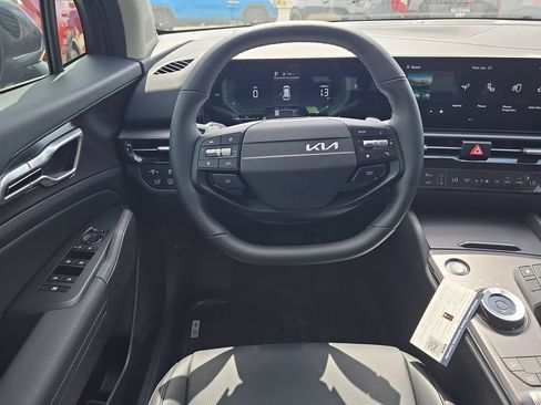 New 2026 Kia Sportage EX AWD/4WD image 14