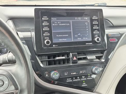 Used 2022 Toyota Camry SE FWD image 15