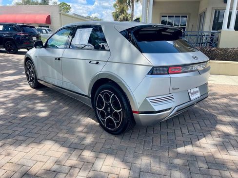 Used 2024 Hyundai Ioniq 5 Limited image 3