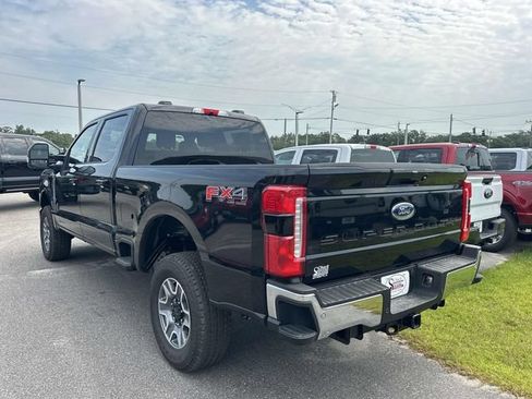 New 2026 Ford F250 Lariat w/ FX4 Off-Road Package AWD/4WD image 23